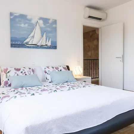 Histria Relax For 8 People In Istria With Sea View And Children Playground * Smoljanci