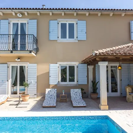 Villa Histria Relax For 8 People In Istria With Sea View And Children Playground