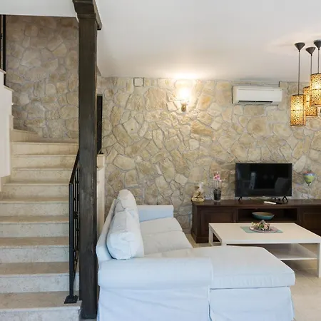 Histria Relax For 8 People In Istria With Sea View And Children Playground *