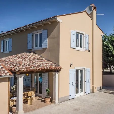 Villa Histria Relax For 8 People In Istria With Sea View And Children Playground Smoljanci