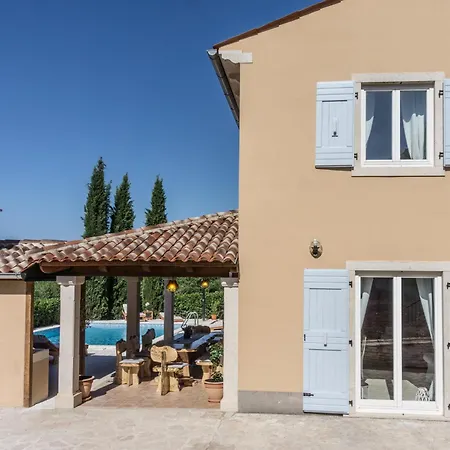 Histria Relax For 8 People In Istria With Sea View And Children Playground